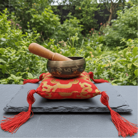 Bol chantant, maillet et coussin