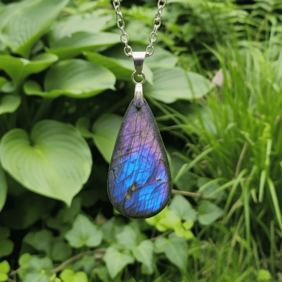 Pendentif en Labradorite violette (PE2151)