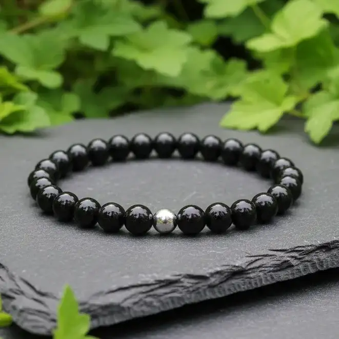 Bracelet en Jais (ou Jet) - 21