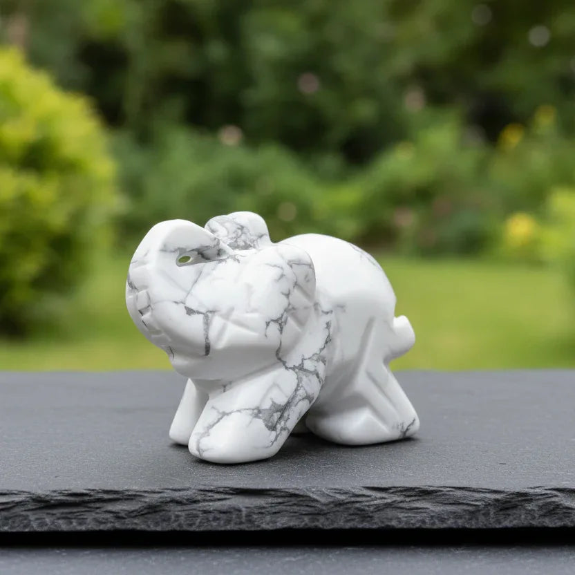 Eléphant en Howlite 40g (PRGFL346-65)