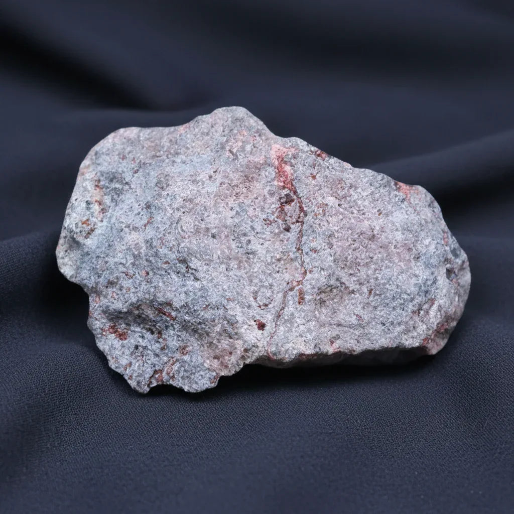 Erythrite sur Skuttérudite brute 358g (MB277-1)