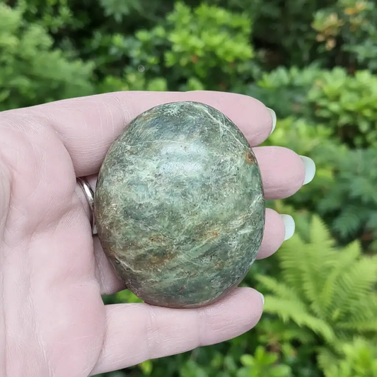 Galet en Chrysoprase 80g (PRGFL635 - 9)