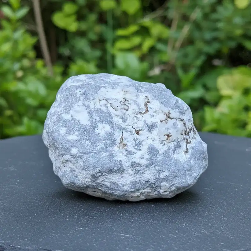 Nodule d'Angélite brute 111g (MB521 - 2)