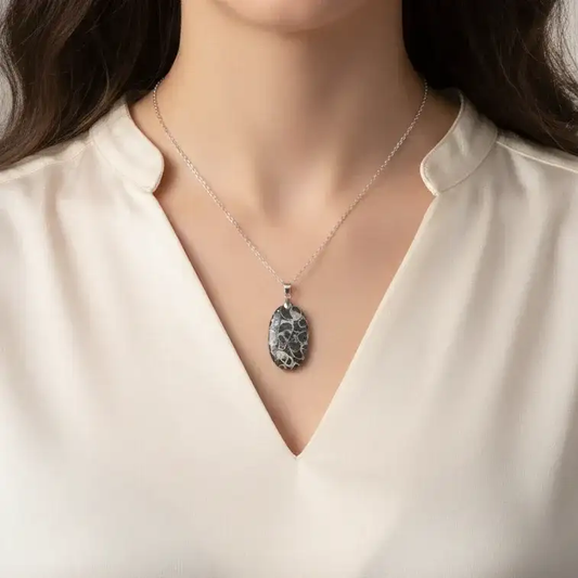 Pendentif en Agate à Turritelles (PE449)