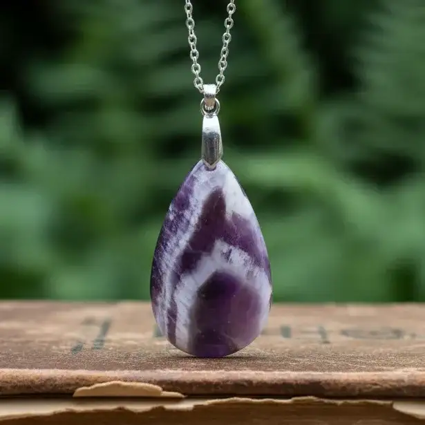 Pendentif en Améthyste chevrons (PE566)