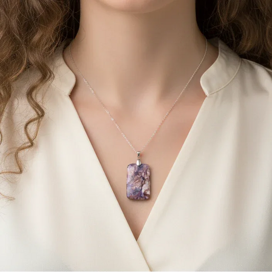 Pendentif en Charoïte et Tinaksite (PE1425-1)