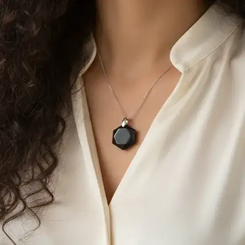 Pendentif hexagonal en Obsidienne noire (PE1582)