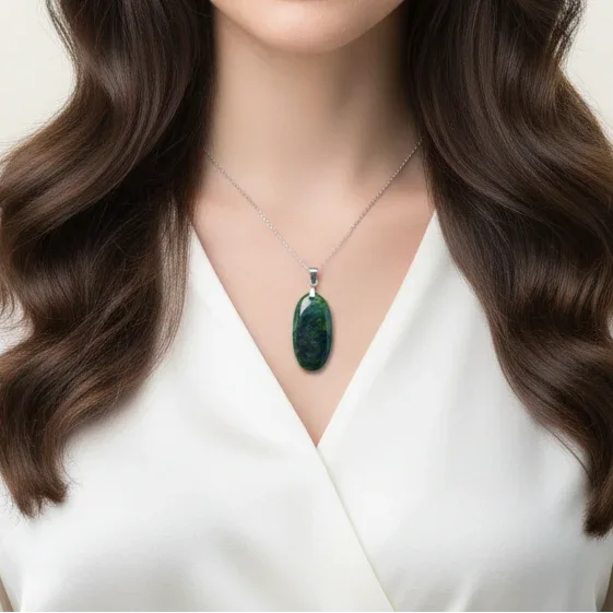 Pendentif en Jade Néphrite (PE2024)