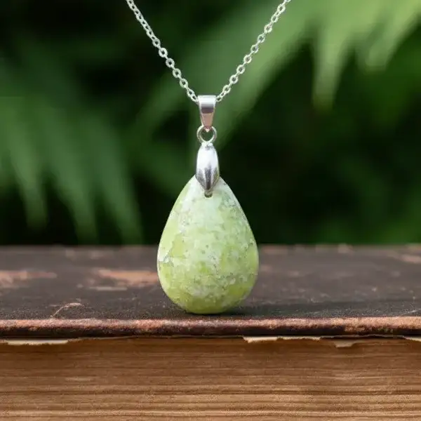 Pendentif en Lizardite (PE1966)