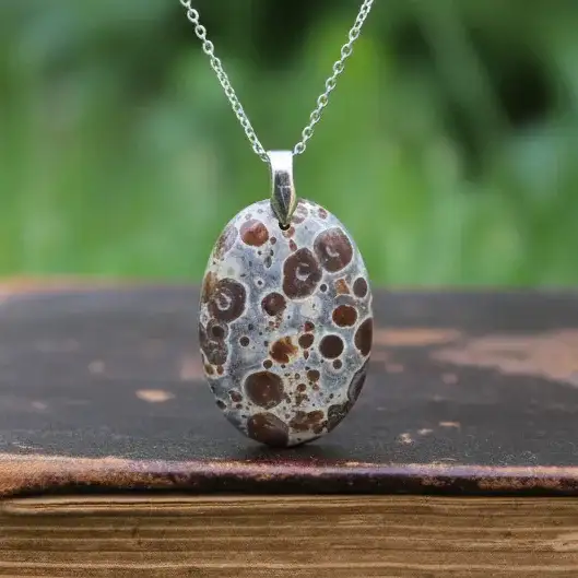 Pendentif en Rhyolite Astéroïde (PE1519)