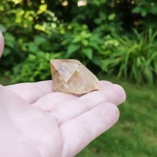 Pointe de Citrine brute naturelle 17g (MB522 - 10)