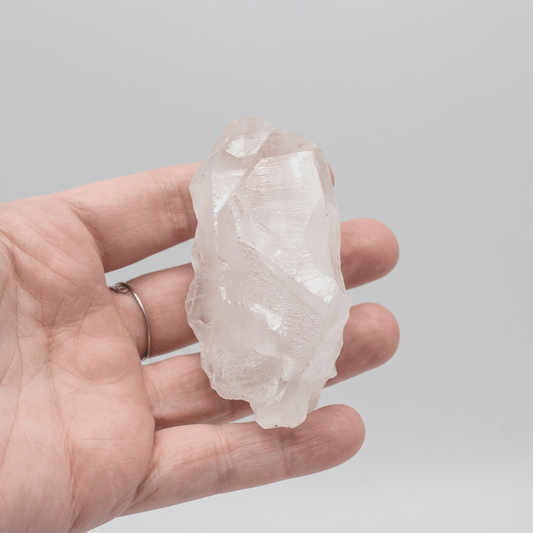 Pointe de Cristal de Roche brute 86g (MB258)