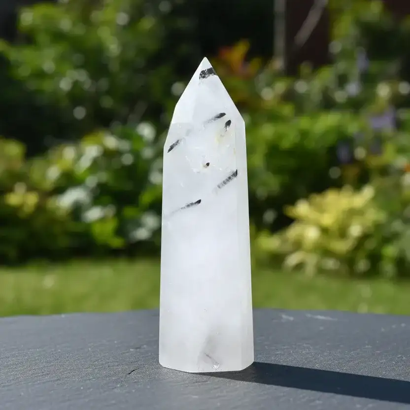 Pointe de Quartz à Tourmaline noire 94g (PRGFL643)