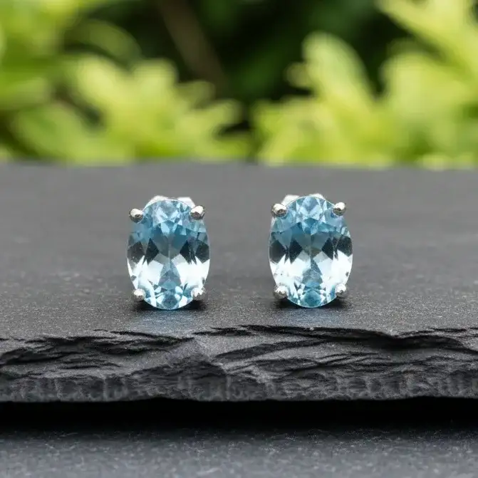 Puces d'oreilles en Topaze bleue (BO147 - 2)