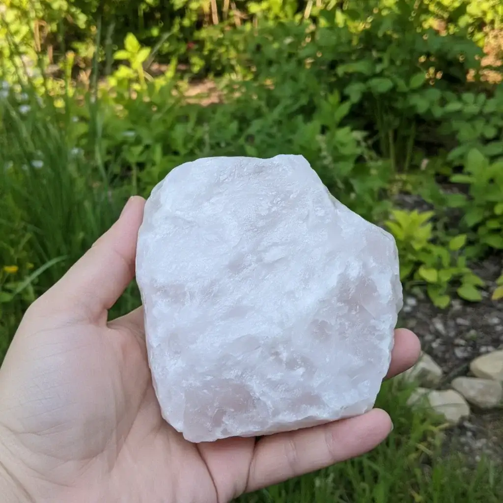 Quartz rose brut et scié 448g (MB538 - 2)