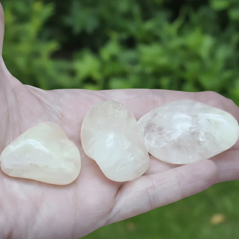 Quartz avec Soufre - Pierre roulée (PRGFL447)