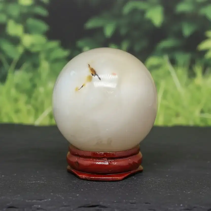 Sphère en Calcédoine 134g (PRGFL669)