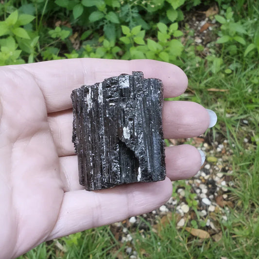 Tourmaline noire brute 98g (MB535-1)