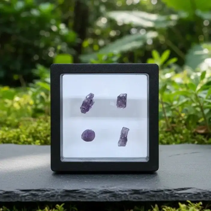 Lot de 4 Scapolite violettes brutes (MB567)