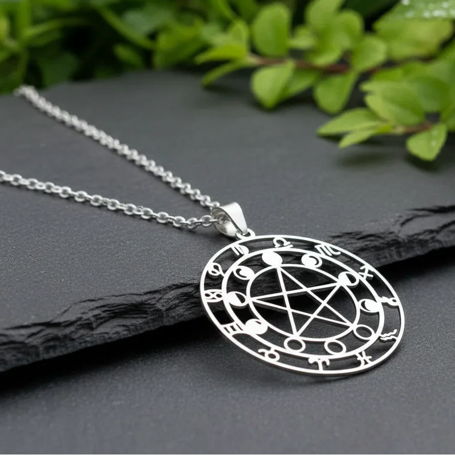 Pendentif Pentacle, Lune et astrologie en acier inoxydable