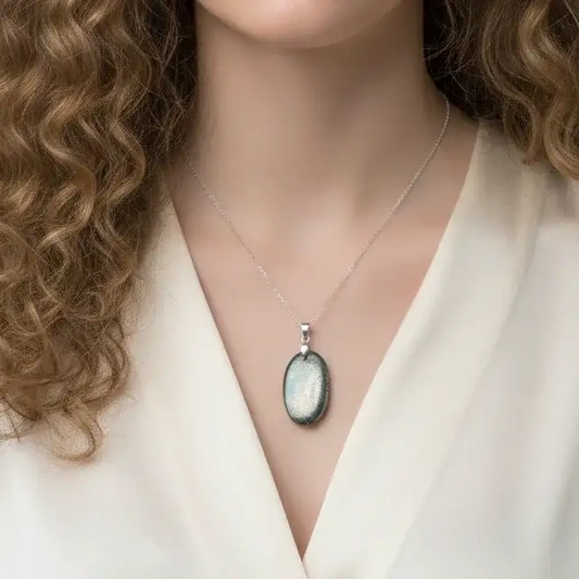 Pendentif en Schiste et Chalcopyrite (PE1729)