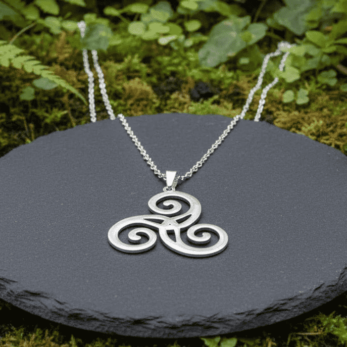Pendentif Triskèle en acier inoxydable