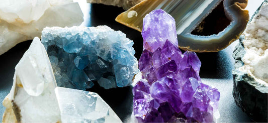 Comment purifier et recharger toutes ses pierres en lithothérapie ? - ENAE Minéraux