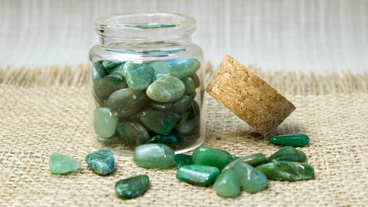 Aventurine : Minéralogie, vertus et bienfaits en lithothérapie - ENAE Minéraux