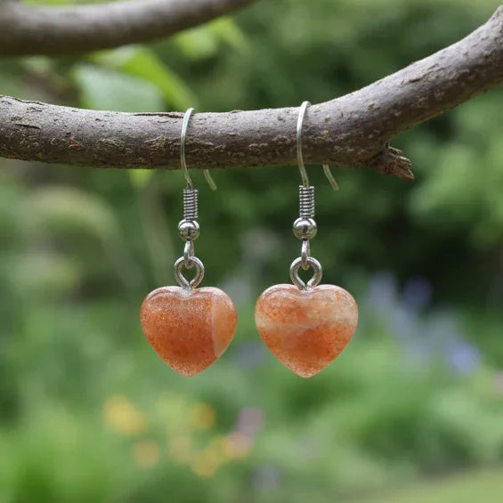 Boucles d'oreilles cœur en Pierre de Soleil (BO137) - ENAE Minéraux