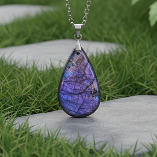 Pendentif en Labradorite violette (PE2152)