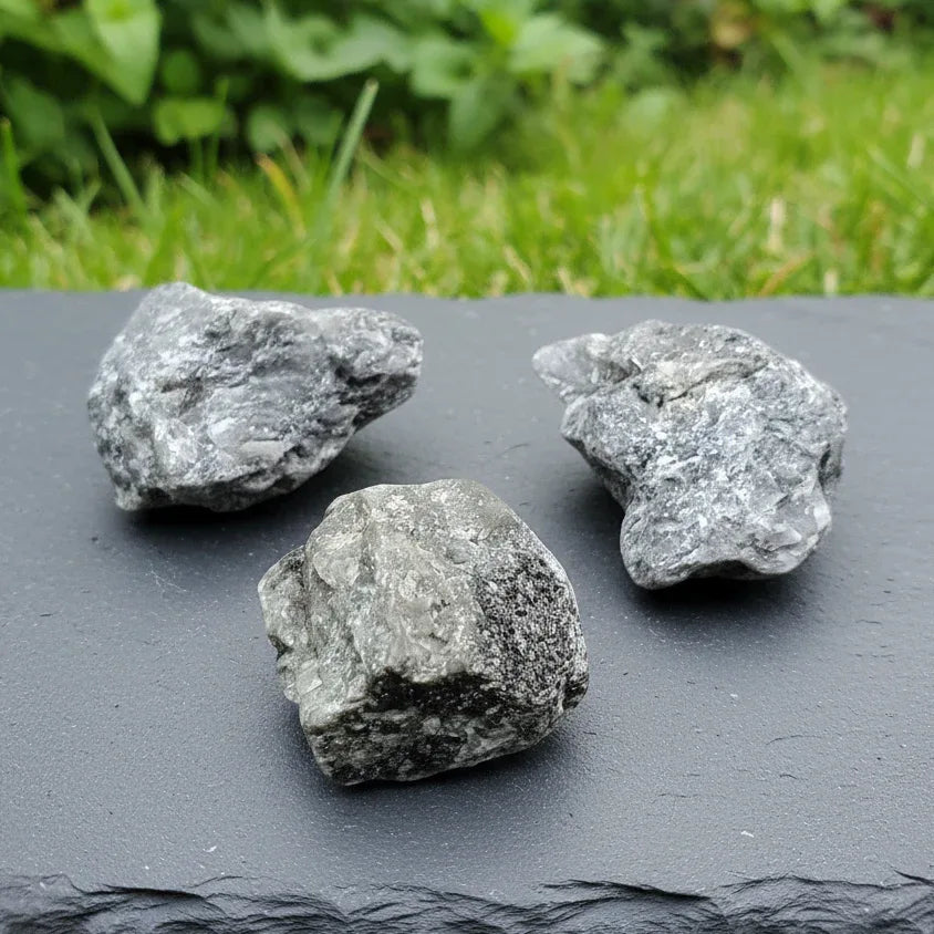 Biotite et Mica bruts