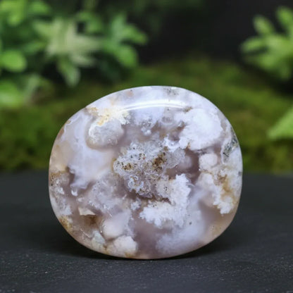 Galet en Agate Fleurs de cerisier 84g (PRGFL706)
