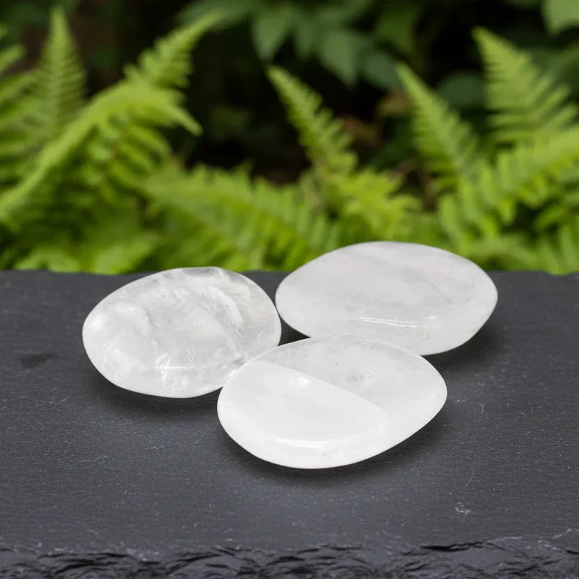 Galet plat en Calcite (PRGFL406)