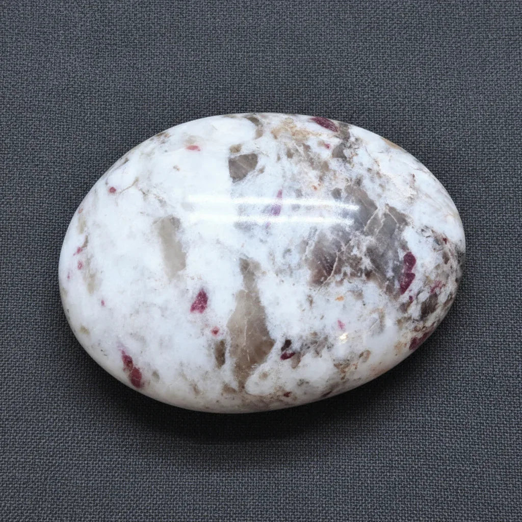 Galet en Quartz et Rubellite (Tourmaline rose) 126g (PRGFL526-1)