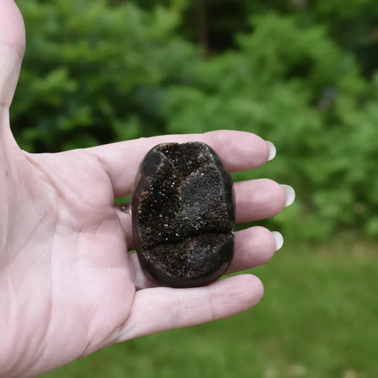 Œuf en Septaria brut et poli 94g (PRGFL588-1)