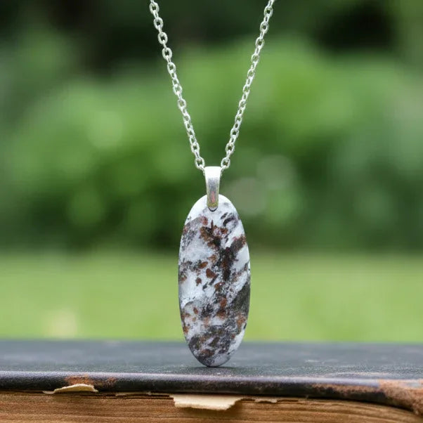 Pendentif en Astrophyllite (PE1592)