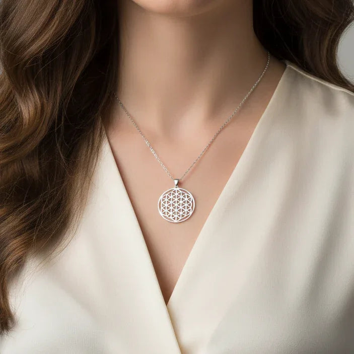 Pendentif Fleur de Vie en acier inoxydable argenté