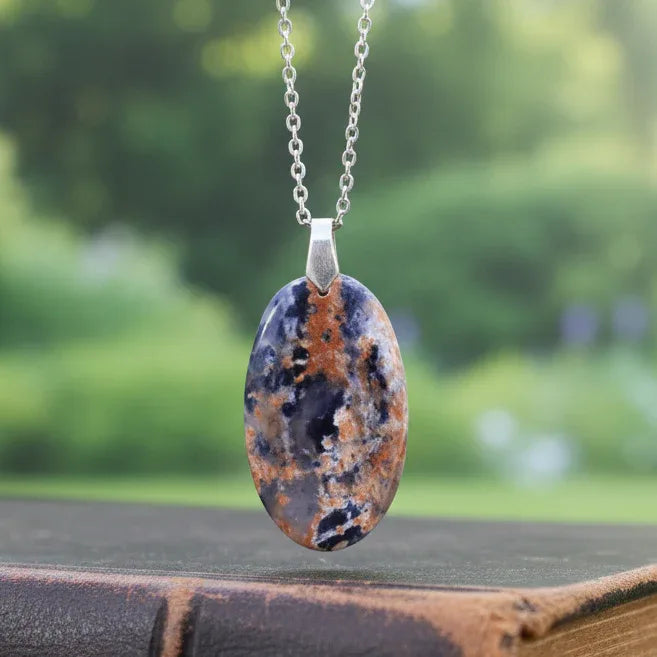 Pendentif en Sodalite et Cancrinite (PE1224)