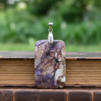 Pendentif en Charoïte et Tinaksite (PE1425-1)