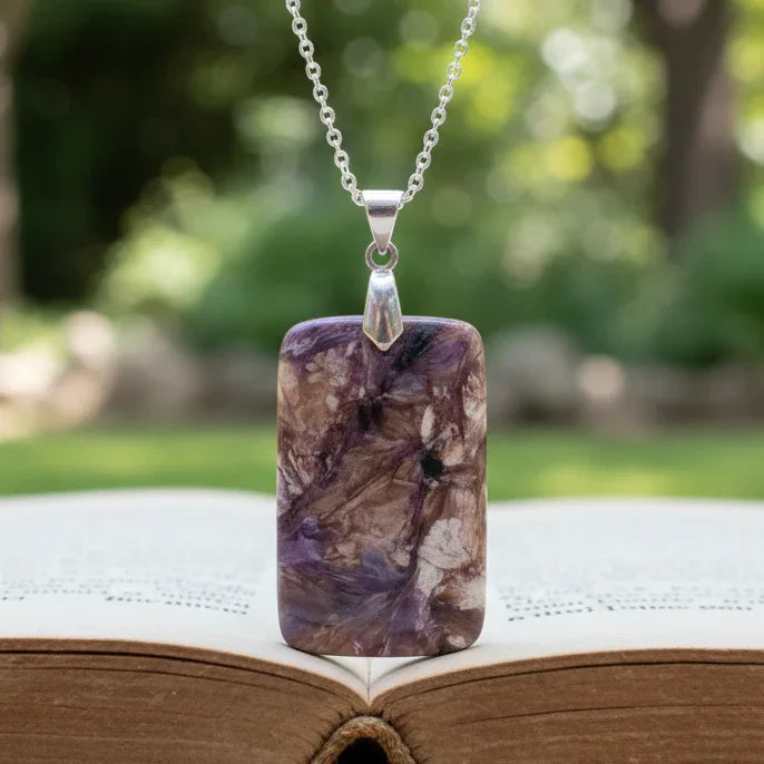 Pendentif en Charoïte et Tinaksite (PE1425-1)