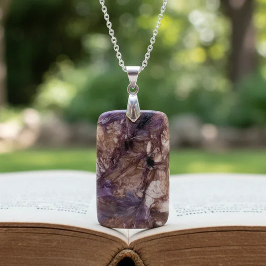 Pendentif en Charoïte et Tinaksite (PE1425-1)