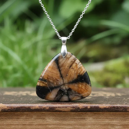 Pendentif en Chiastolite (Andalousite) (PE1365-1)