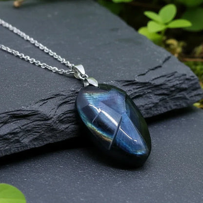 Pendentif gravé colombe en Obsidienne Œil Céleste (PE1885)