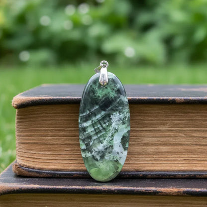 Pendentif en Diopside Chrome (PE796)