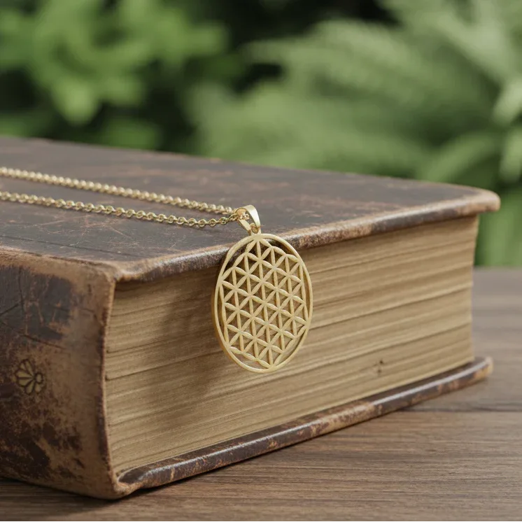 Pendentif Fleur de Vie en acier inoxydable doré