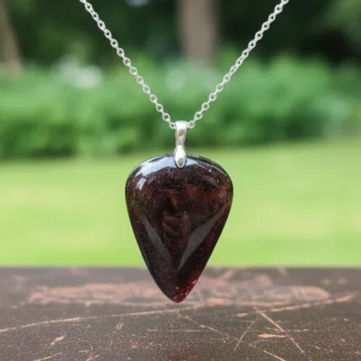 Pendentif en Grenat Pyrope (PE1823)