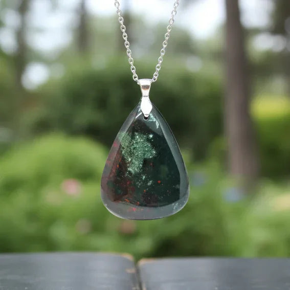 Pendentif en Jaspe Héliotrope (PE1478-2)