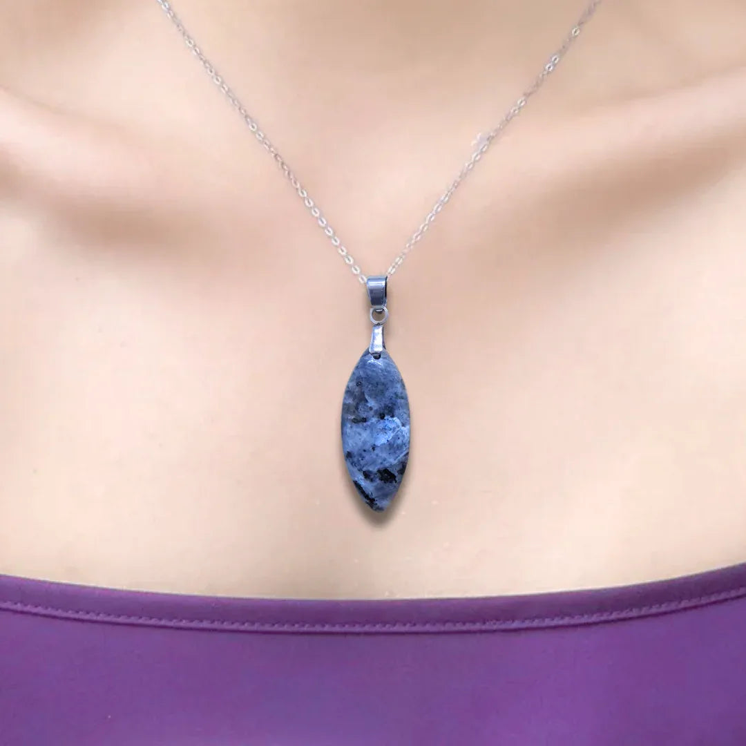 Pendentif en Larvikite (PE2030)