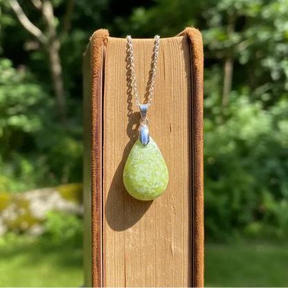 Pendentif en Lizardite (PE1966)