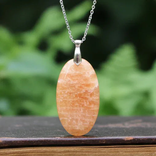 Pendentif en Pierre de Lune orange (PE585)